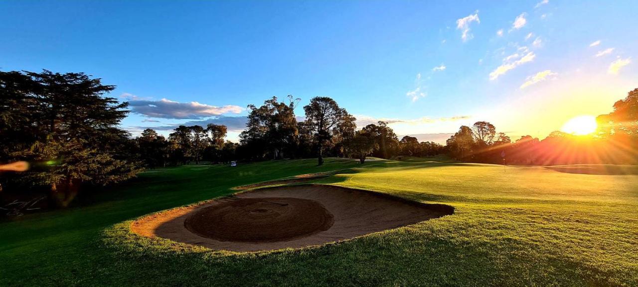 Shepparton Golf Motel Buitenkant foto